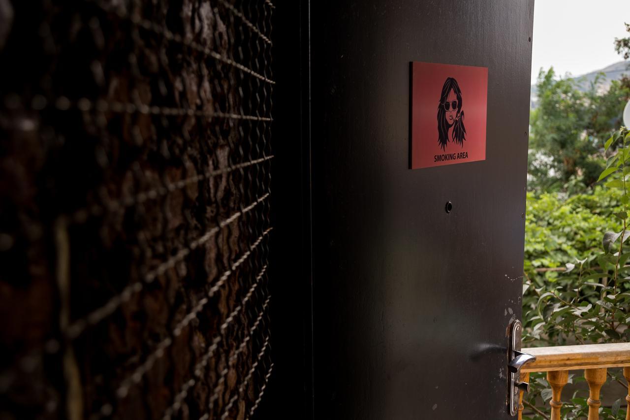 Alcatraz Jail-Hostel Tbilisi Ngoại thất bức ảnh